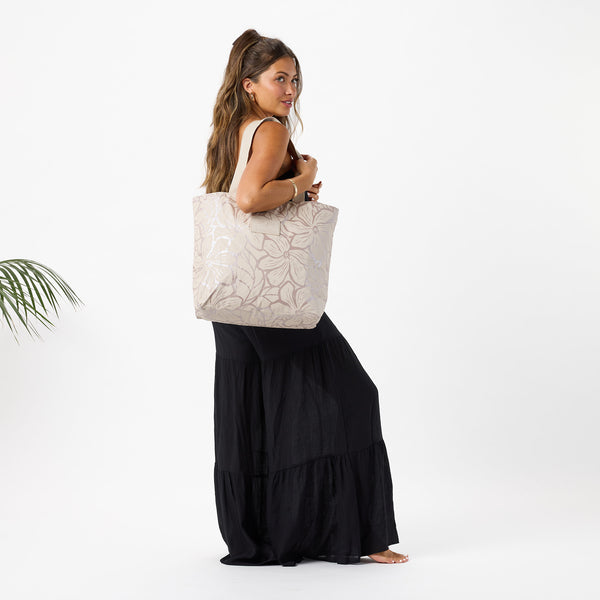 ALOHA COLLECTION DAY TRIPPER / BACKYARD / OYSTER SANDSTONE