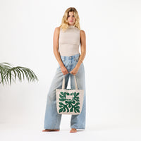 ALOHA COLLECTION REVERSIBLE TOTE / APPLIQUE / VINEYARD