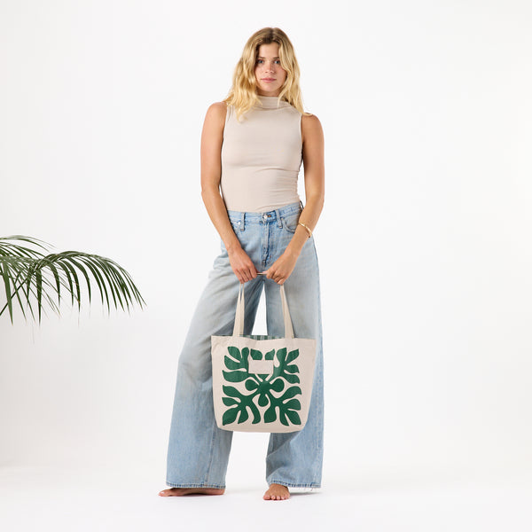 ALOHA COLLECTION REVERSIBLE TOTE / APPLIQUE / VINEYARD
