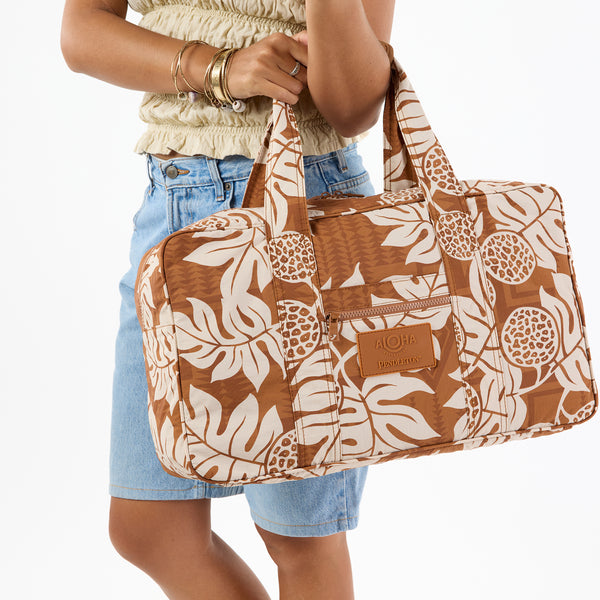 ALOHA COLLECTION KEEP IT LIGHT WEEKENDER / HOLOMUA HARDING / SANDSTONE TOFFEE