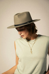 BRIXTON CAREFREE ORGANIC GD MUSCLE TANK - SAGE GREEN