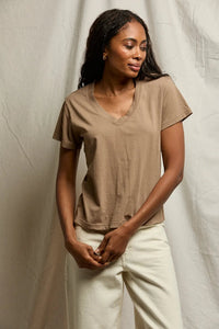 PERFECT WHITE TEE HENDRIX BASIC V - MOCHA T69
