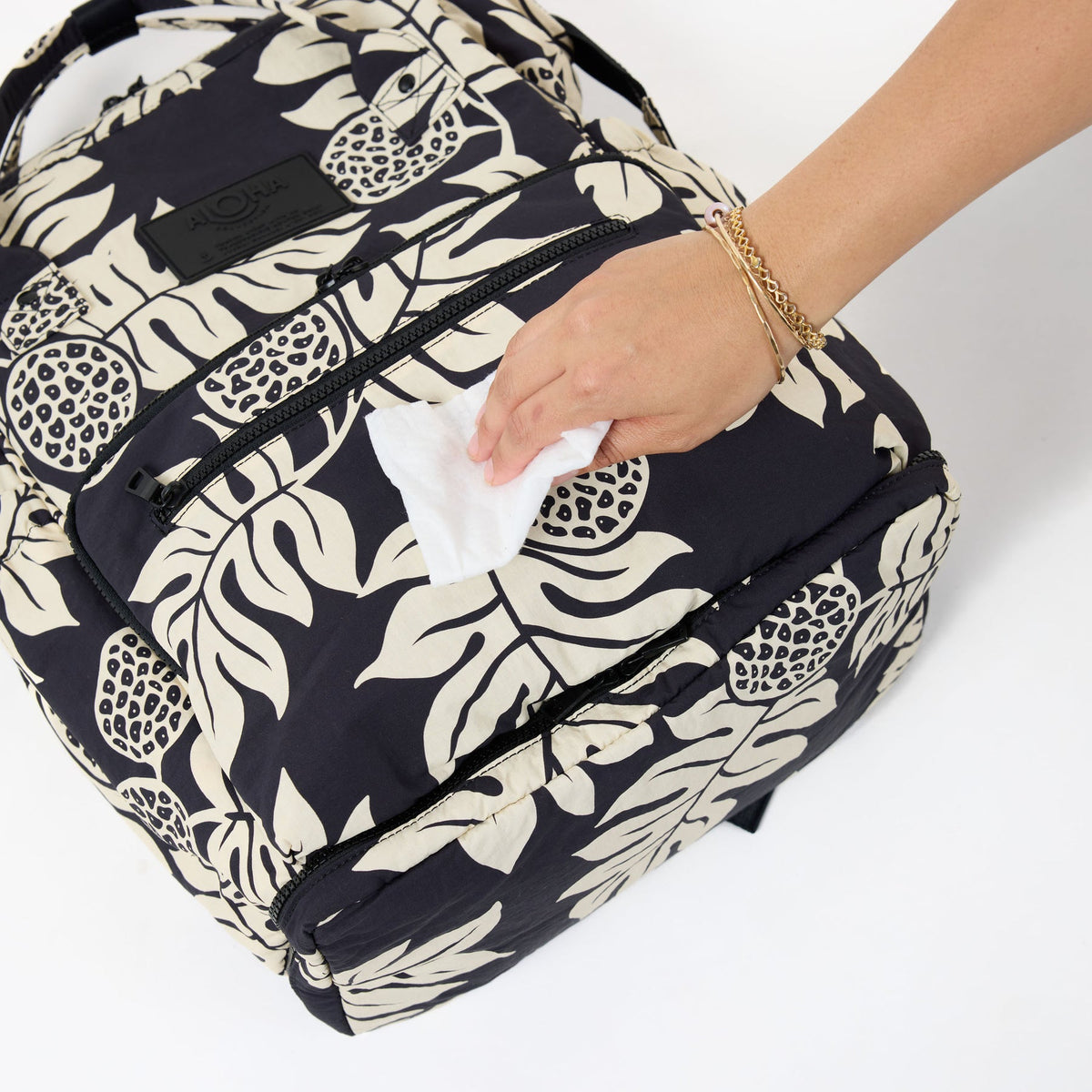 ALOHA COLLECTION LE BEBE / HOLOMUA / SAND/BLACK