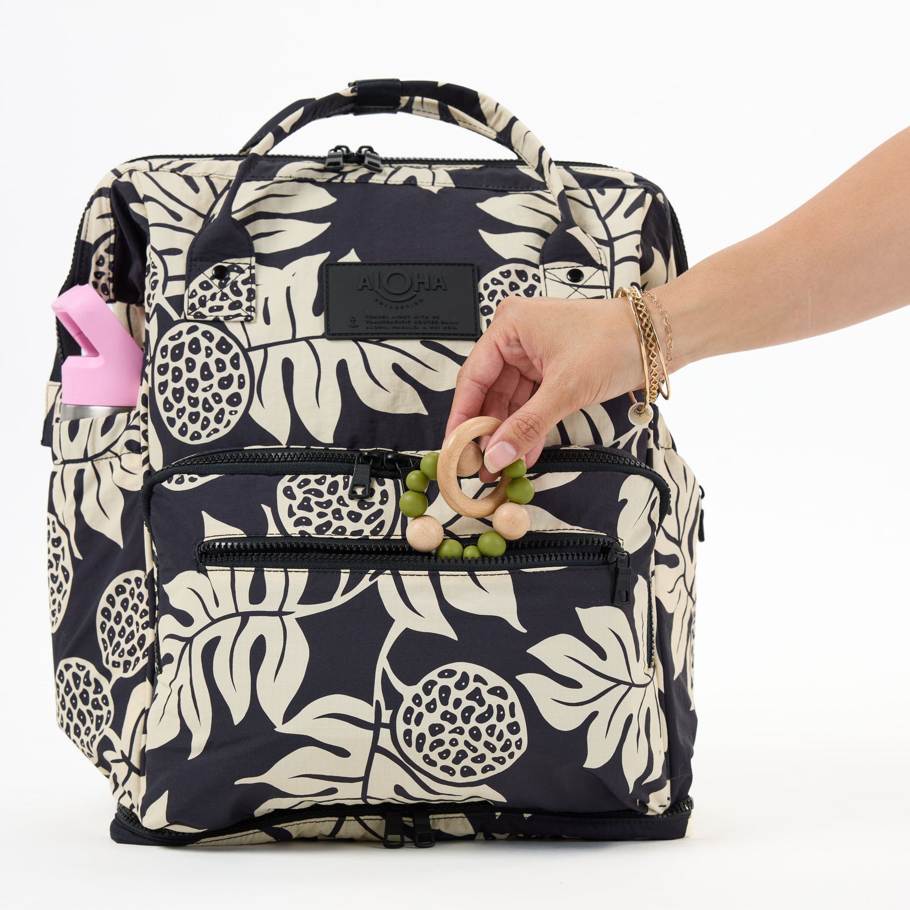 ALOHA COLLECTION LE BEBE / HOLOMUA / SAND/BLACK – Work It Out