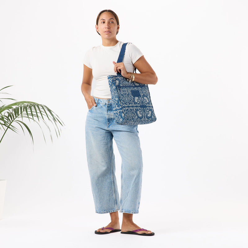 ALOHA COLLECTION DAILY TOTE / RODEO / DENIM