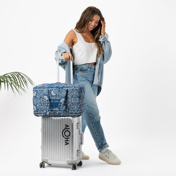ALOHA COLLECTION KEEP IT LIGHT WEEKENDER / RODEO / DENIM