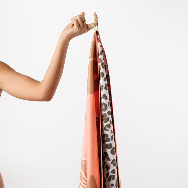 ALOHA COLLECTION QUICK DRY TOWEL / LEOPARD CUB / DESERT