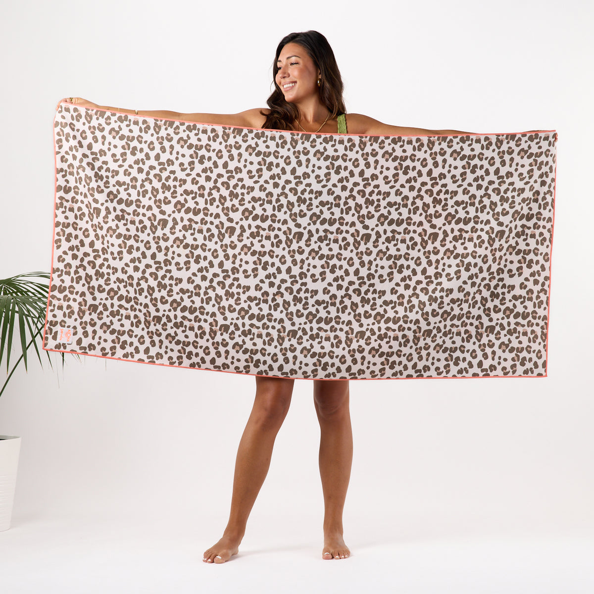 ALOHA COLLECTION QUICK DRY TOWEL / LEOPARD CUB / DESERT