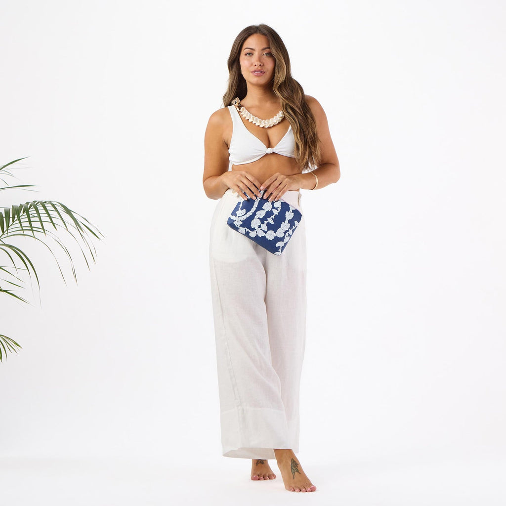 ALOHA COLLECTION SMALL / SHELL LEI / WHITE NAVY – Work It Out