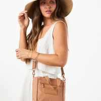 ALOHA COLLECTION CROSSBODY / MONOCHROME / TOFFEE