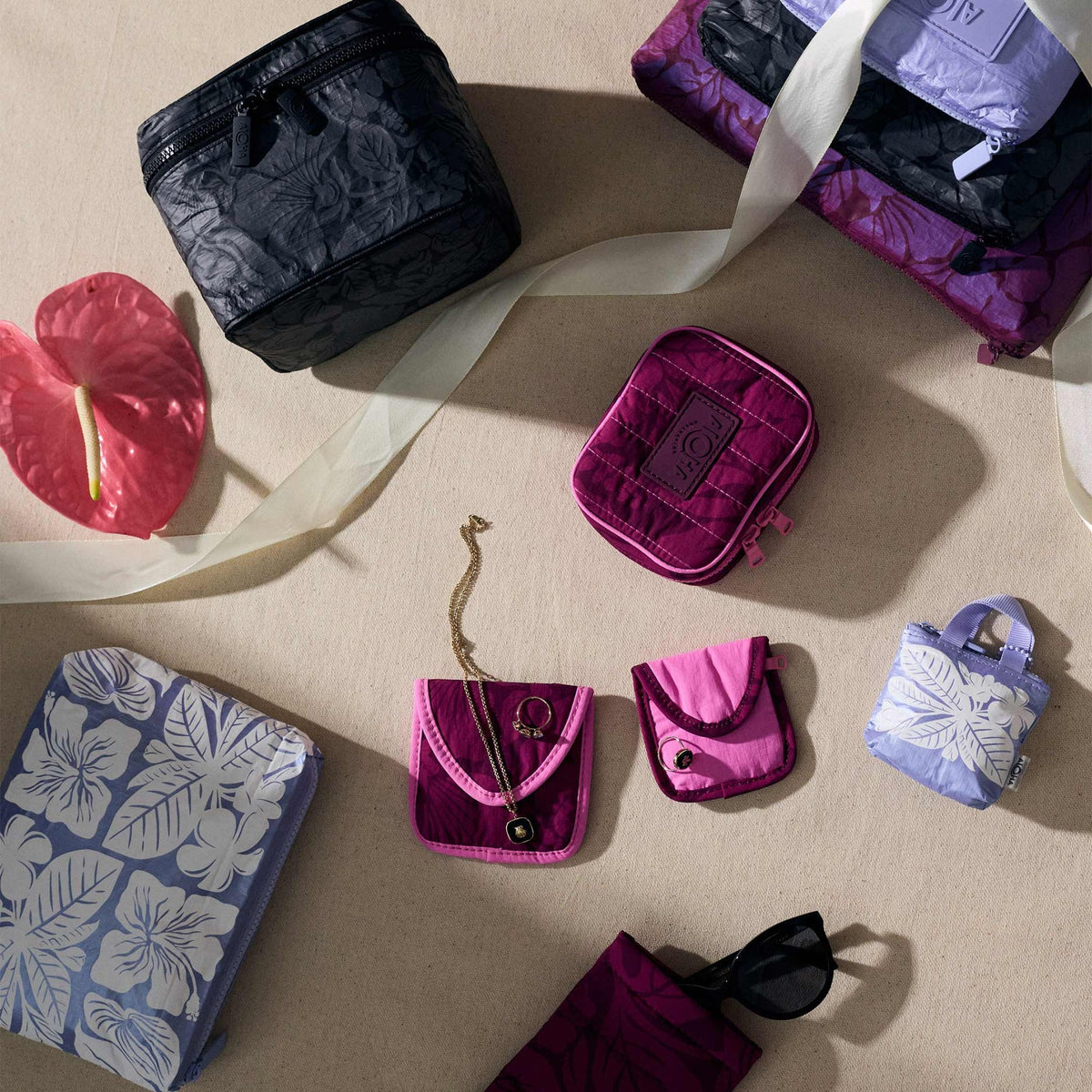 ALOHA COLLECTION TRAVEL JEWELRY SET - HEIPUA - PLUM