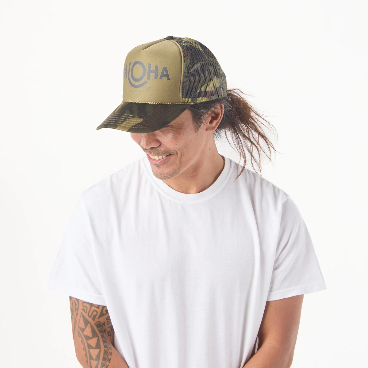 ALOHA COLLECTION TRUCKER HAT / BLACK/CAMO