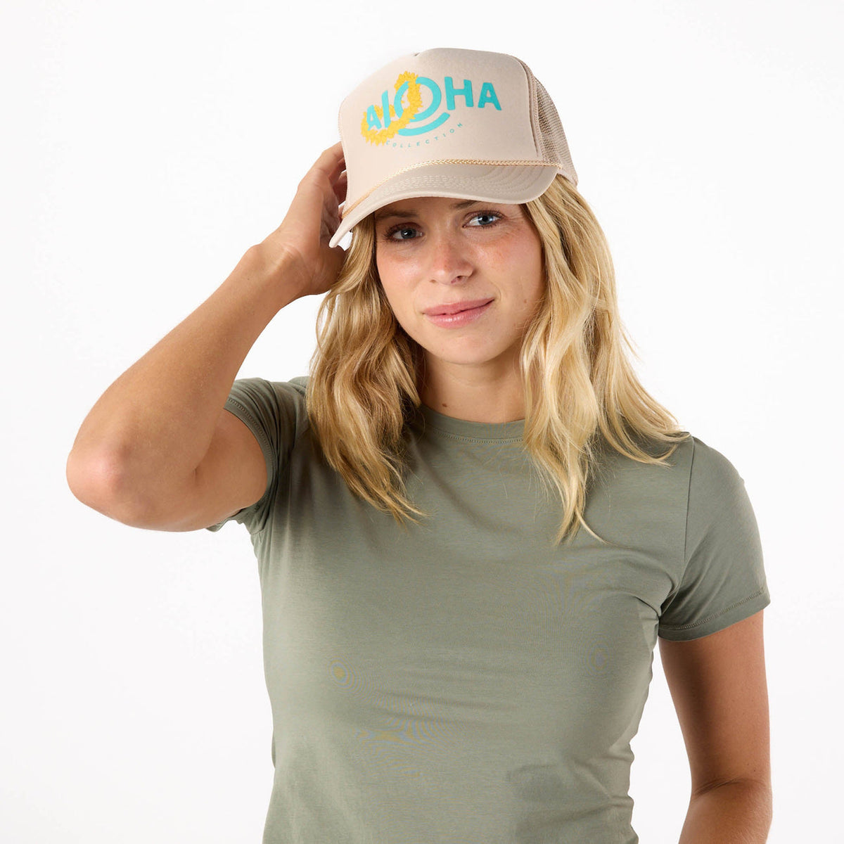 ALOHA COLLECTION TRUCKER HAT / LEI ALOHA / SANDSTONE
