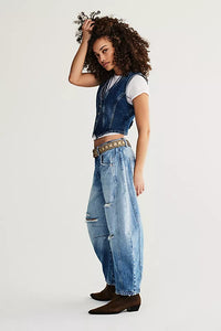 FREE PEOPLE WE THE FREE GOOD LUCK MID RISE BARREL JEAN - BARNYARD BLUE 7499