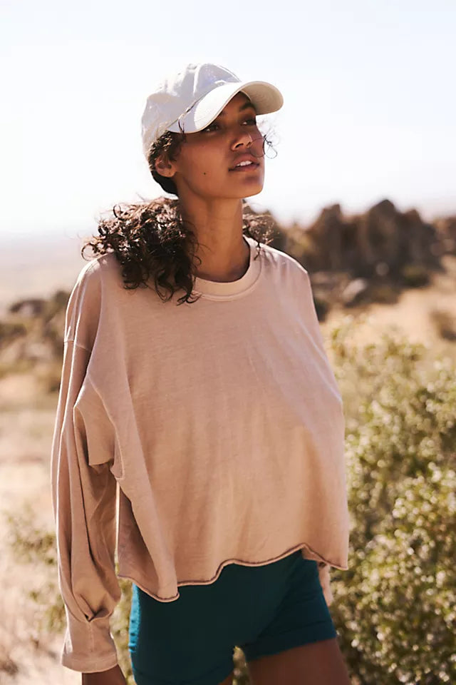 FREE PEOPLE MOVEMENT INSPIRE LAYER - DOE 2020