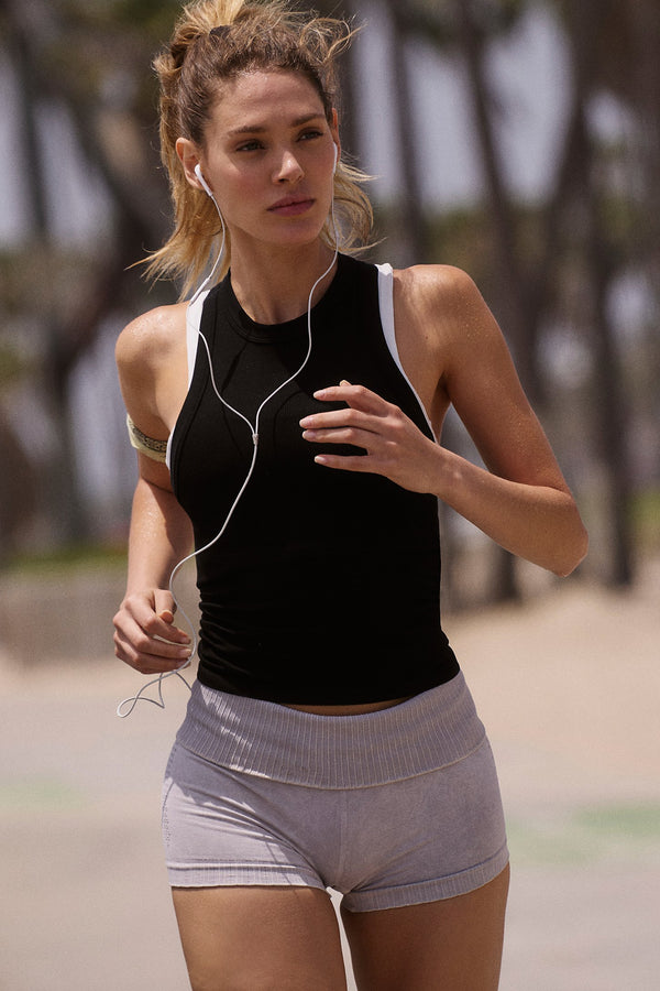FREE PEOPLE FP MOVEMENT DYNAMITE TANK - BLK 6711