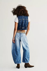 FREE PEOPLE WE THE FREE GOOD LUCK MID RISE BARREL JEAN - BARNYARD BLUE 7499