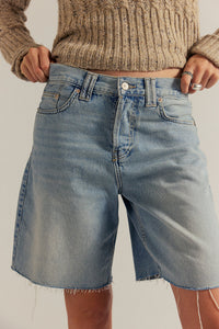 FREE PEOPLE WE THE FREE MONTANA SHORTS - COWGILR BLUES RAW HEM 1837