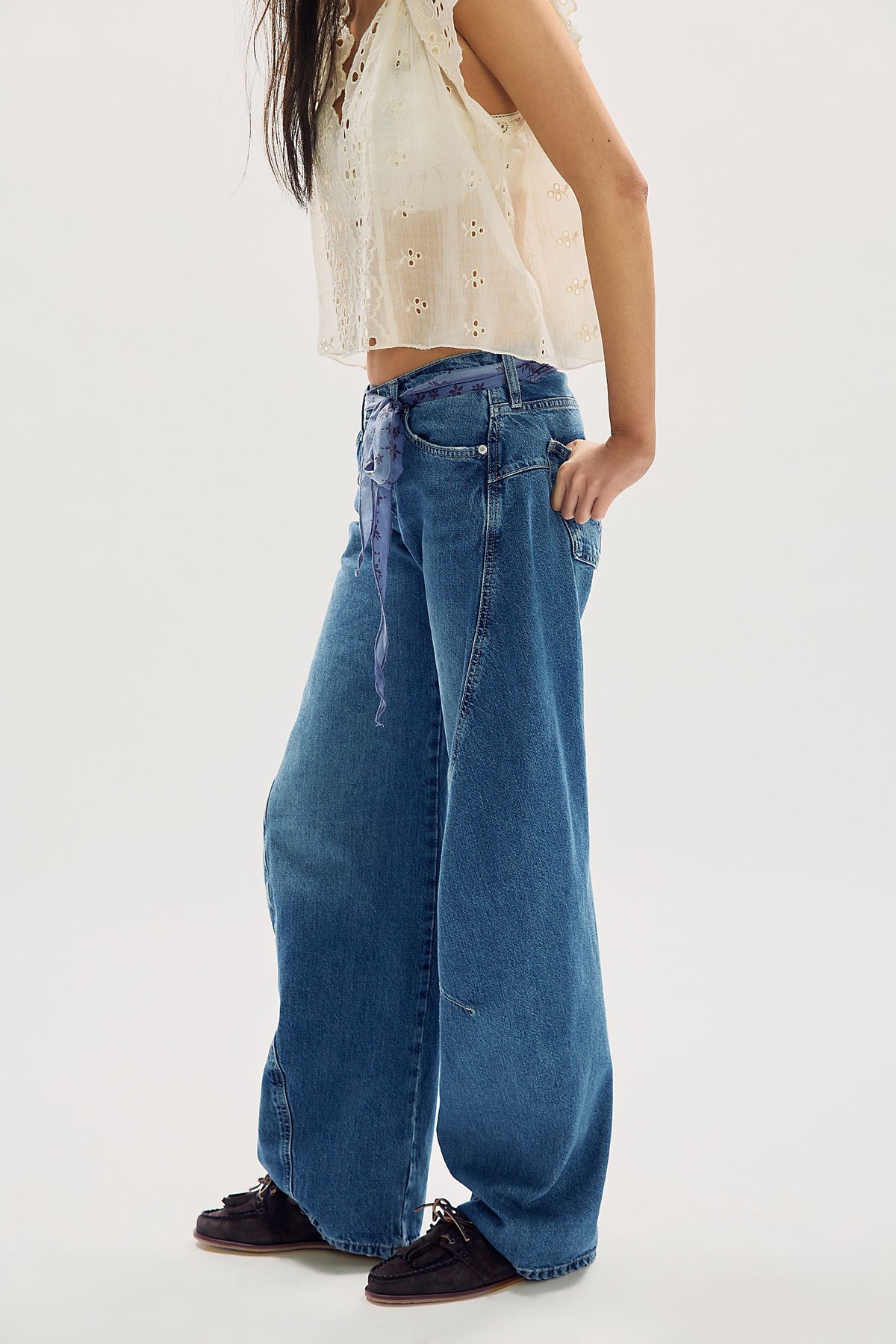 FREE PEOPLE WE THE FREE FABLE LOW RISE TWISTED BOWED JEANS - HEARTSONG 9589