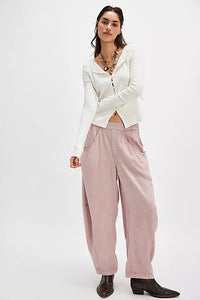 FREE PEOPLE  HIGH ROAD PULL ON BARREL PANTS - BLUSH TINT 6607