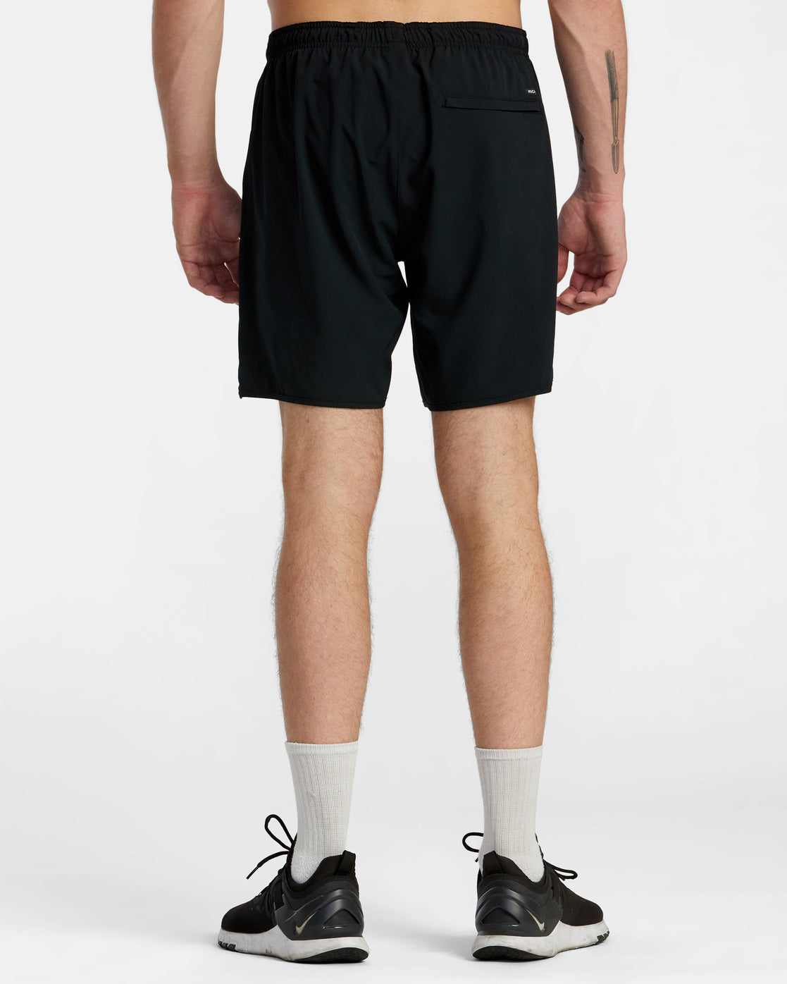 RVCA YOGGER STRETCH ELASTIC SHORTS 17" - BLK