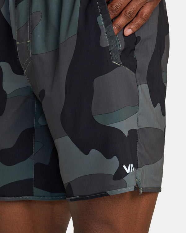 RVCA YOGGER STRETCH ATHLETIC SHORTS 17' - SPK9