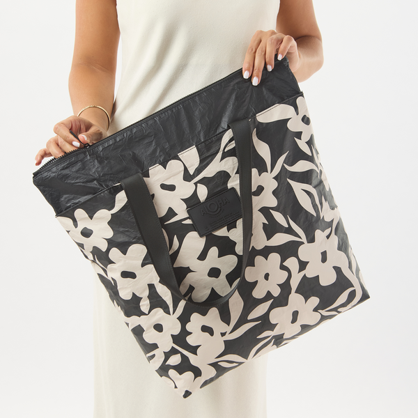 ALOHA COLLECTION DAY TRIPPER / FALL FLOWERS / BLACK/SANDSTONE