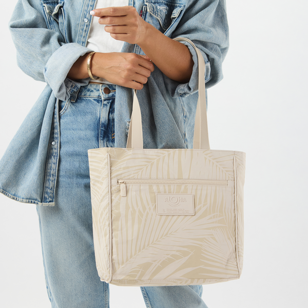 ALOHA COLLECTION GO-TO TOTE / ARECA / LATTE/SANDSTONE