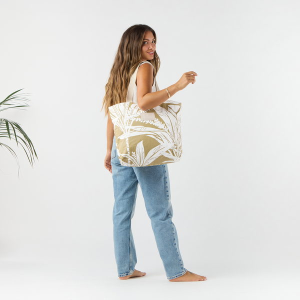 ALOHA COLLECTION DAY TRIPPER / TI LEAF / LATTE