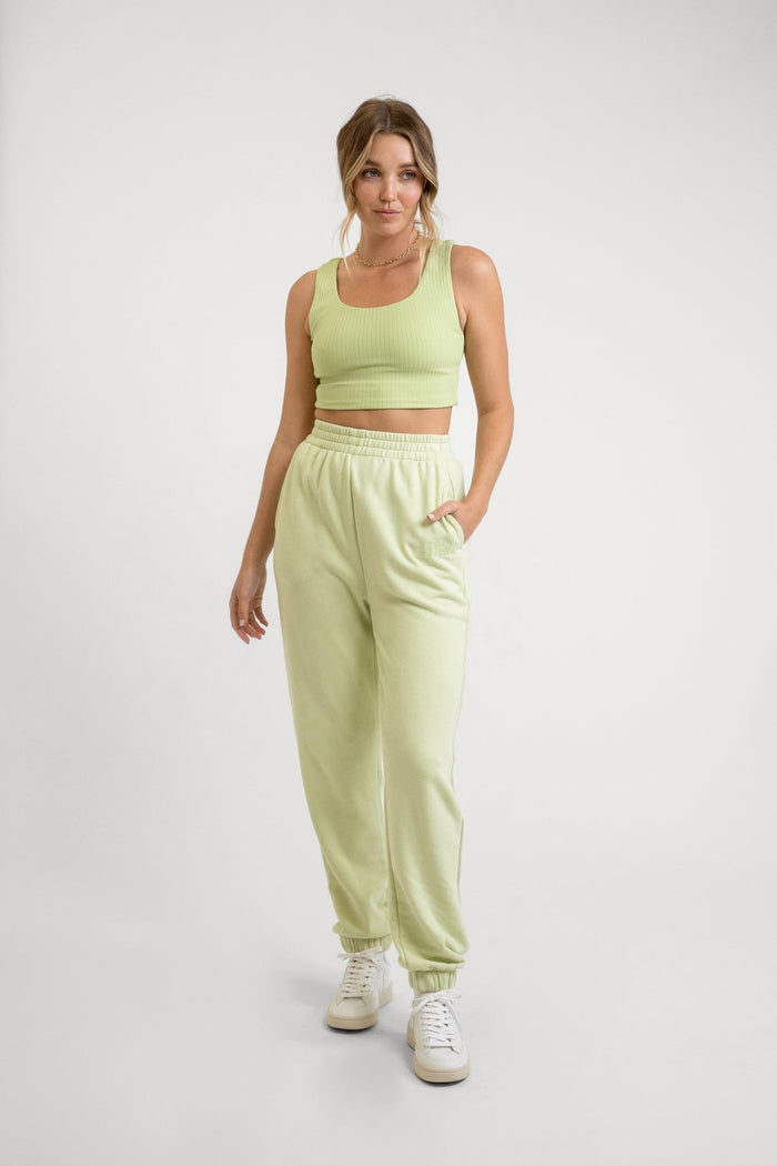 RHYTHM LAIDBACK TRACK PANT | APPLE