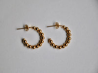 SUNDAY JEWELS - BEBE HOOPS