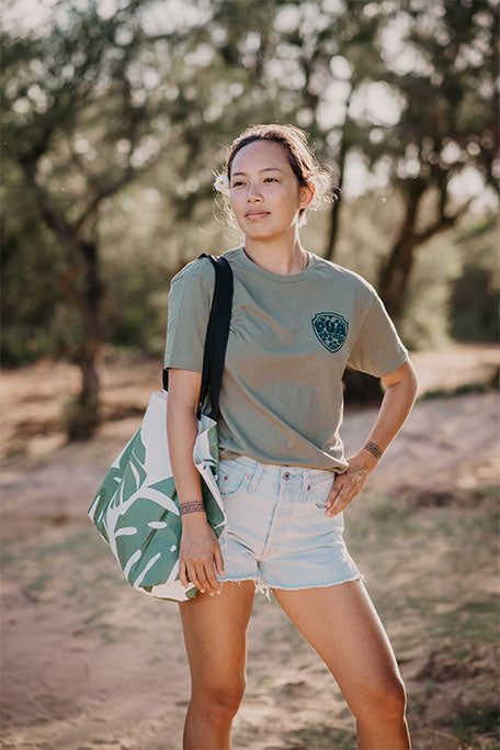 SAVE THE NATIVES GRAPHIC SS TEE - OLIVE