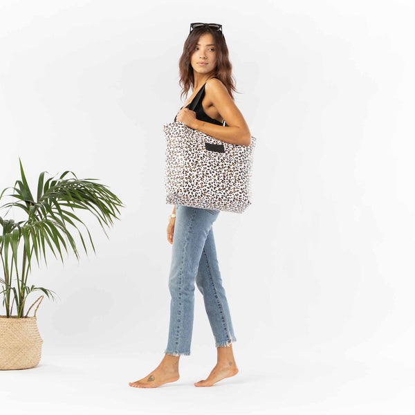 ALOHA COLLECTION DAY TRIPPER / LEOPARD CUB