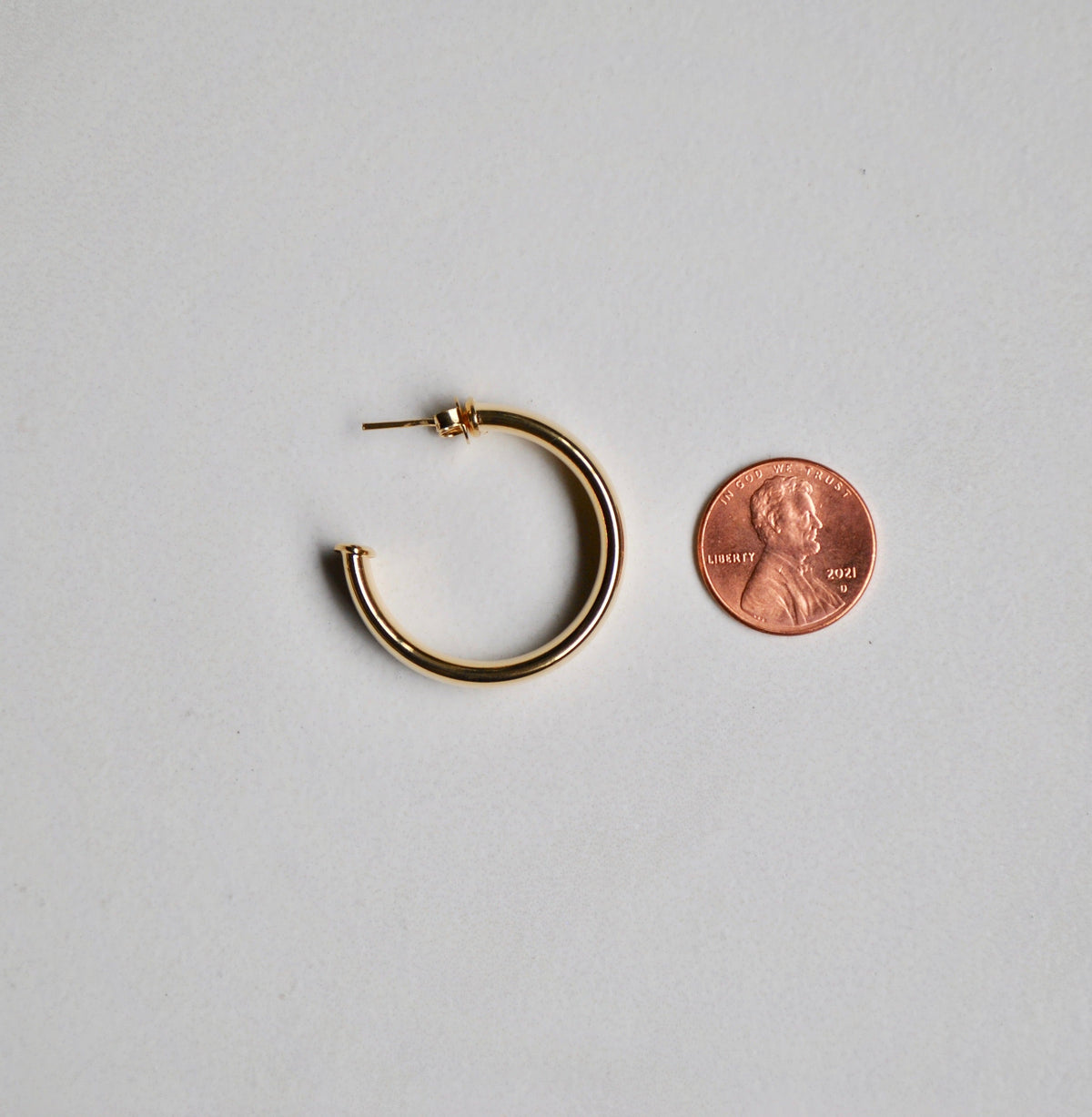 SUNDAY JEWELS - EMILY HOOPS