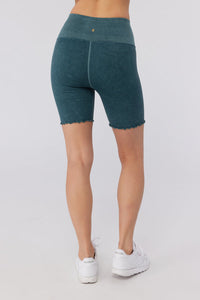 SPIRITUAL GANGSTER RUFFLE SEAMLESS BIKE SHORTS - FOLIAGE MINERAL WASH
