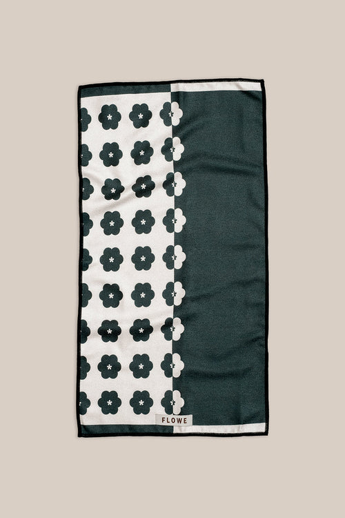 FLOWE FLORAL PERFORMANCE HAND TOWEL - FOREST