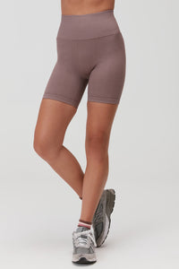 SPIRITUAL GANGSTER AMARA WIDE RIB SEAMLESS BIKER SHORTS- RICH MAUVE
