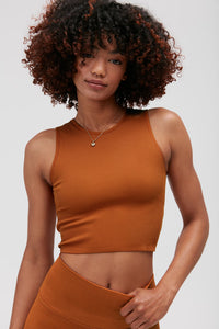 SPIRITUAL GANGSTER SERENE SEAMLESS TWIST BACK TANK - NUTMEG
