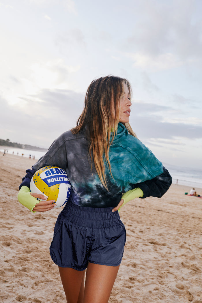 FREE PEOPLE MOVEMENT THE WAY HOME SHORT - DEEP SEA 8291