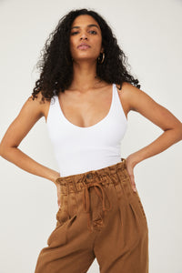 FREE PEOPLE INTIMATES SEAMLESS V-NECK CAMI - WHITE 7104
