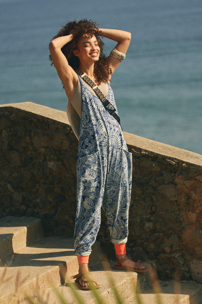 FREE PEOPLE MOVEMENT HOT SHOT ONESIE PRINTED - INDIGO COMBO 7597