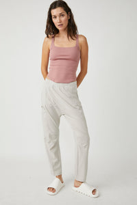 FREE PEOPLE MOVEMENT HOT SHOT PANTS - GREEN SMOKE 4344