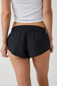FREE PEOPLE MOVEMENT EASY DOES IT SHORT - BLACK 7563