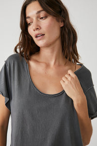 FREE PEOPLE DYLAN TEE - CHARCOAL 6660