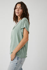FREE PEOPLE DYLAN TEE - WHITE SPRUCE 6660
