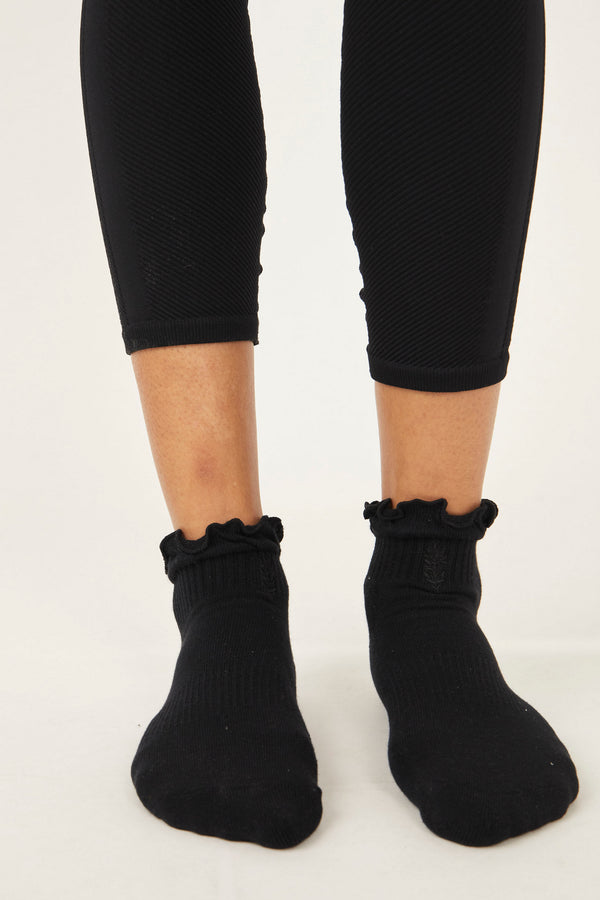 FREE PEOPLE MOVEMENT CLASSIC RUFFLES - BLACK 5029