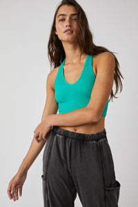 FREE PEOPLE MOVEMENT FREE THROW CROP - SPORT GREEN 6007