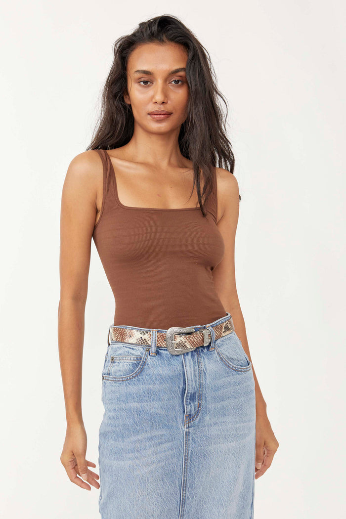 FREE PEOPLE SQUARE ONE SEAMLESS CAMI - CAPPUCCINO 4894