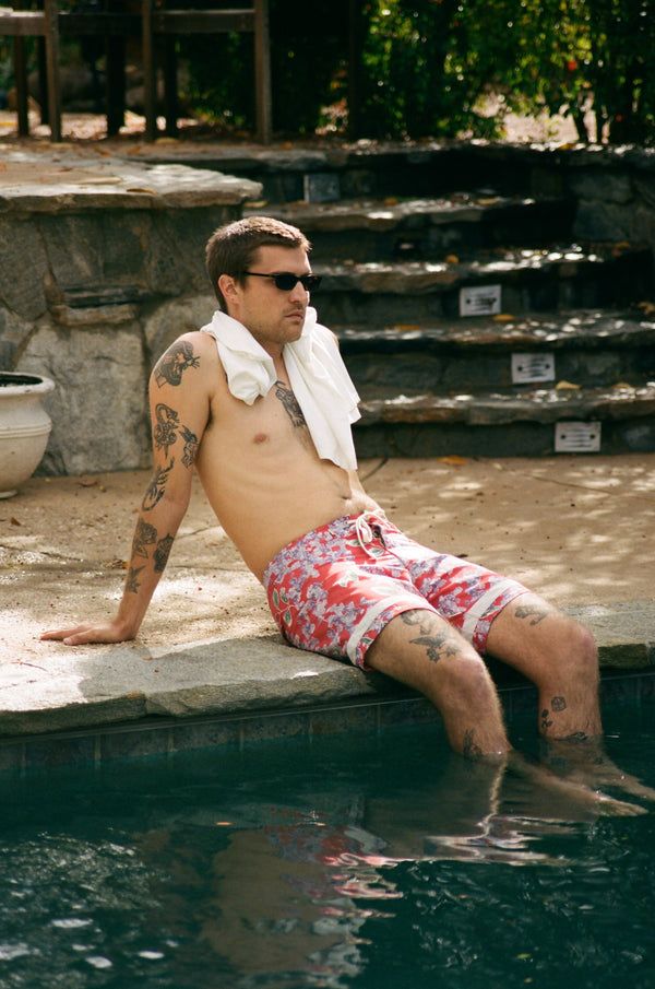 RHYTHM ISLE FLORAL TRIM TRUNK | RED