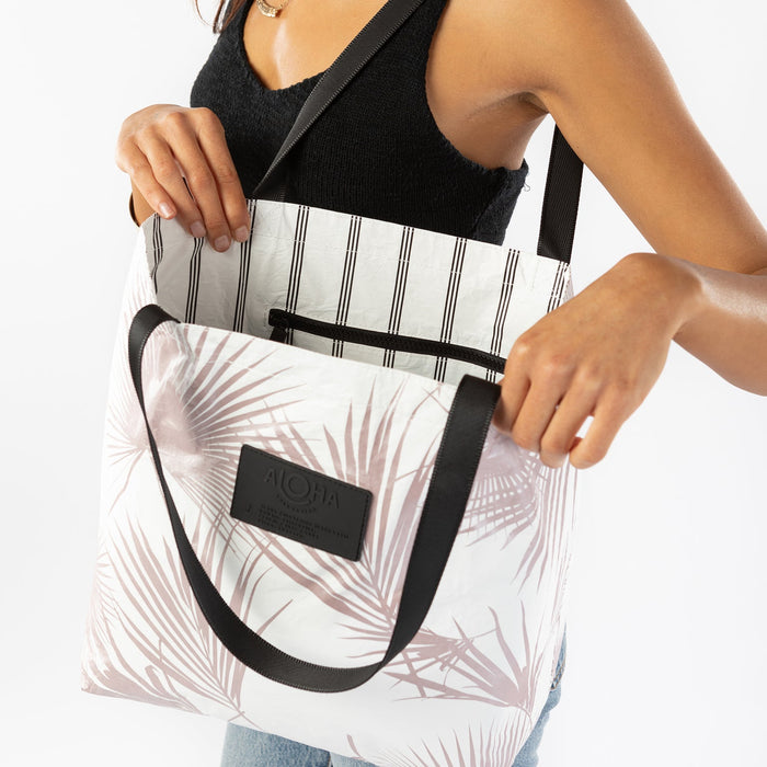ALOHA COLLECTION  REVERSIBLE TOTE / DAY PALMS / ROSE GOLD